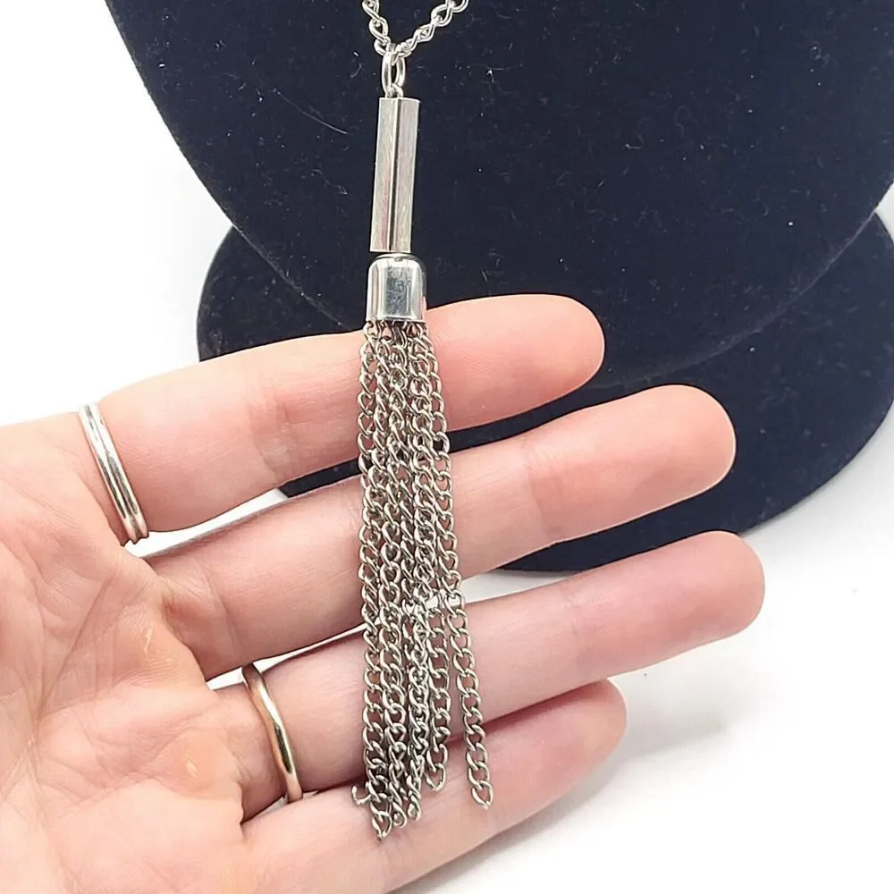Long Minimalist Mod Silver Tone Tassel Pendant Necklace 29in